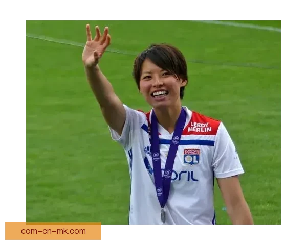 奥伯多夫加盟拜仁女足助力防线实力全面提升